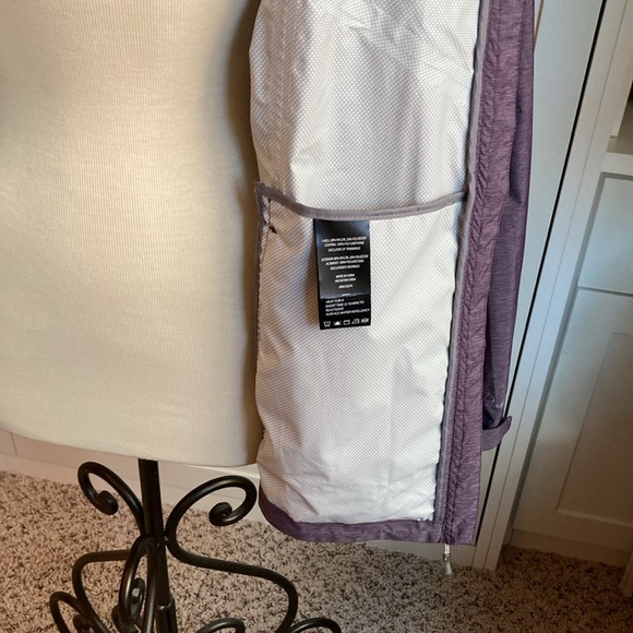 Paradox waterproof lightweight jacket - Picture 4 of 10